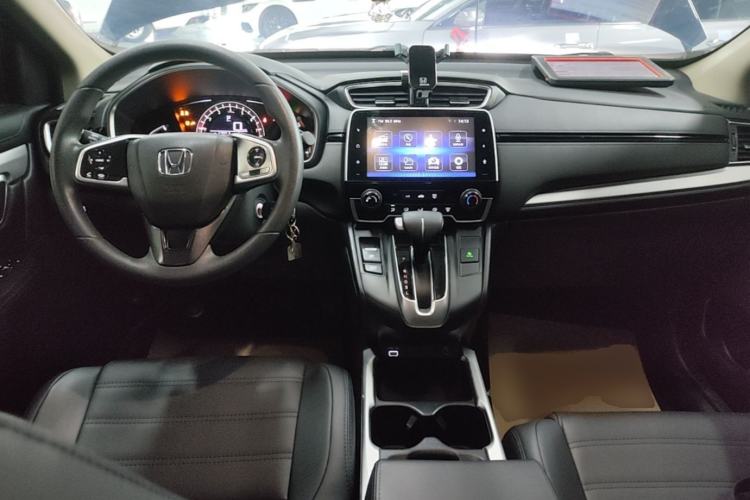 Used Honda CR-V 2021 240TURBO CVT 2WD Comfort Version Center Console