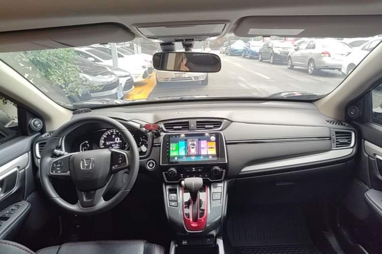 Used Honda CR-V 2021 240TURBO CVT 2WD Comfort Version Center Console