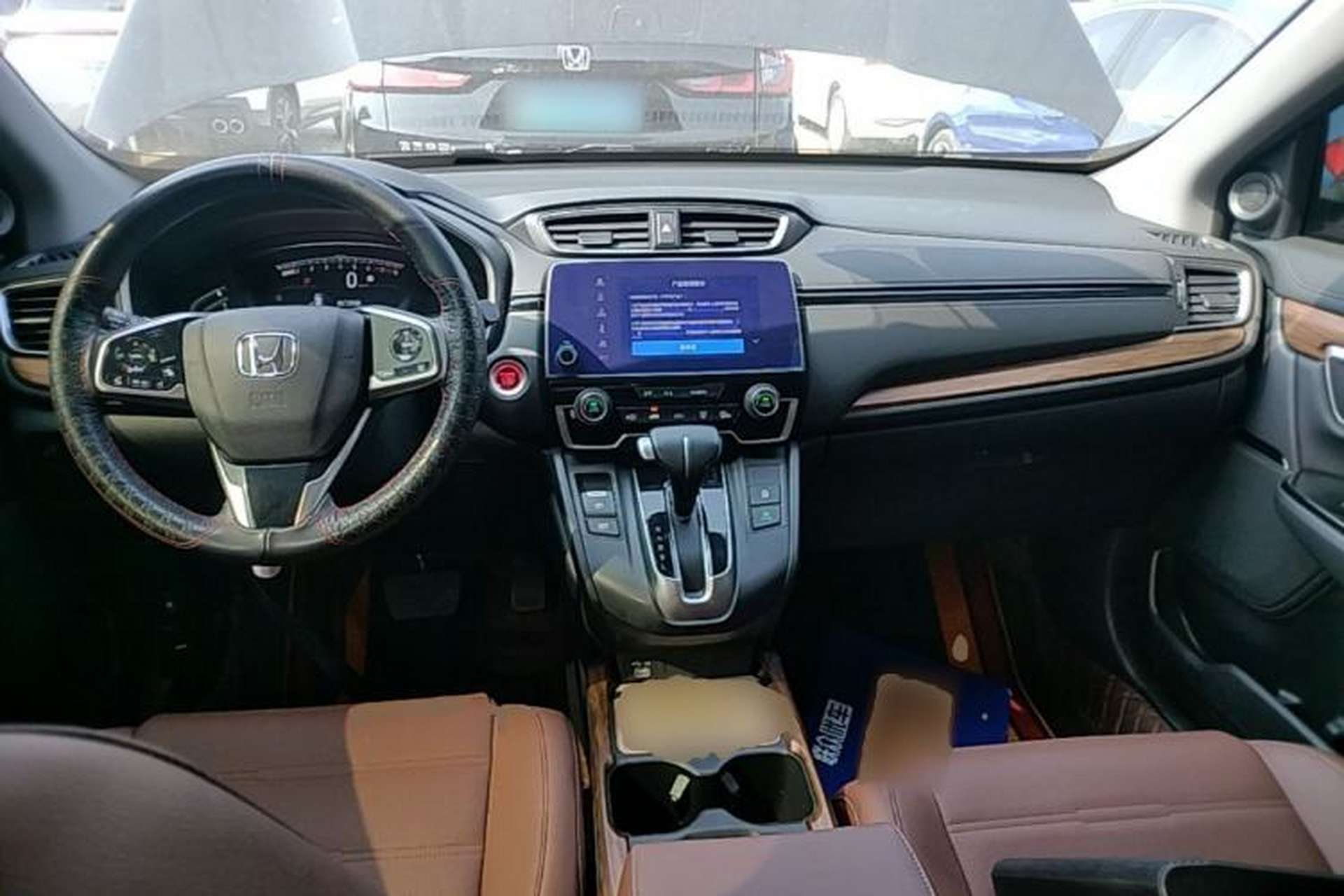 Used Honda CR-V 2021 240TURBO CVT 2WD Fashion Edition Center Console