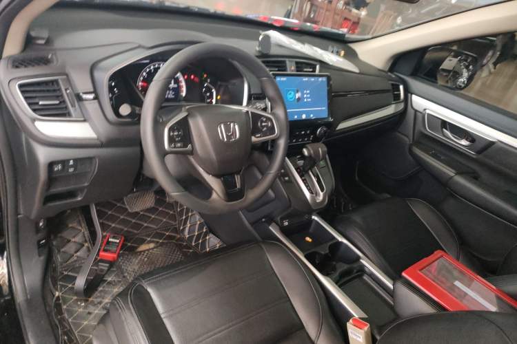Used Honda CR-V 2021 240TURBO CVT 2WD Comfort Version Center Console