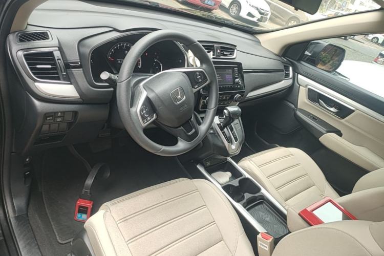 Used Honda CR-V 2021 240TURBO CVT 2WD Comfort Version Center Console