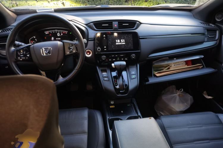 Used Honda CR-V 2021 240TURBO CVT 2WD Black Jazz Edition Center Console