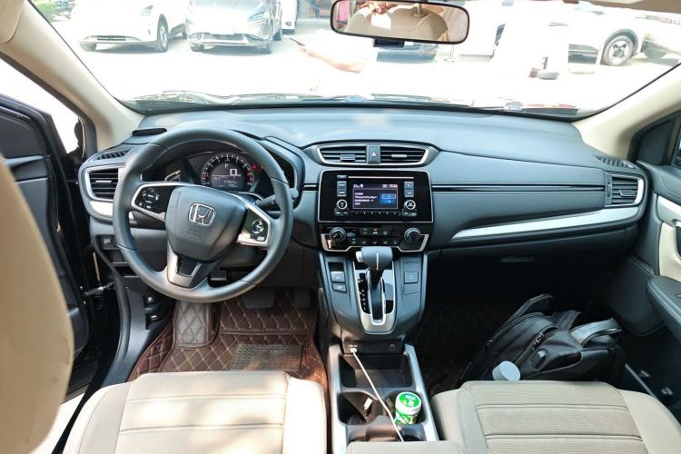 Used Honda CR-V 2021 240TURBO CVT 2WD Comfort Version Center Console