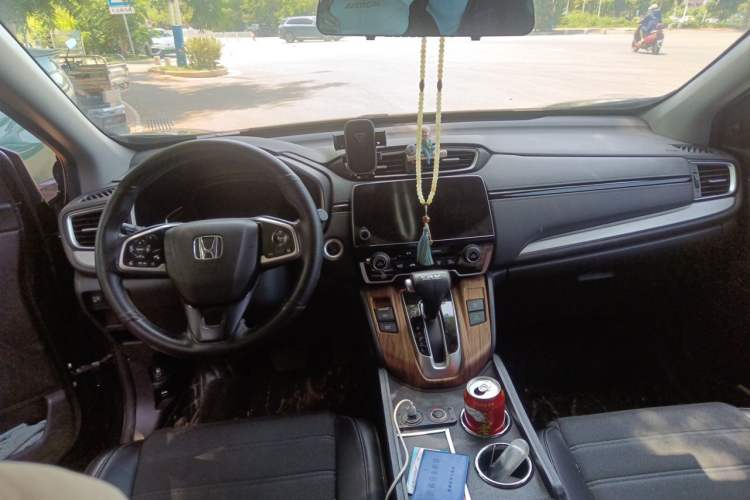 Used Honda CR-V 2021 240TURBO CVT Two-Wheel Drive Urban Edition Center Console