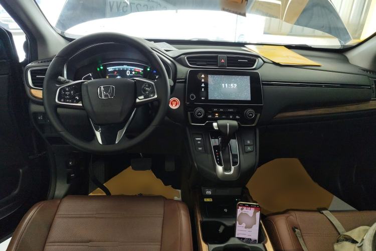 Used Honda CR-V 2021 240TURBO CVT 2WD Fashion Edition Center Console