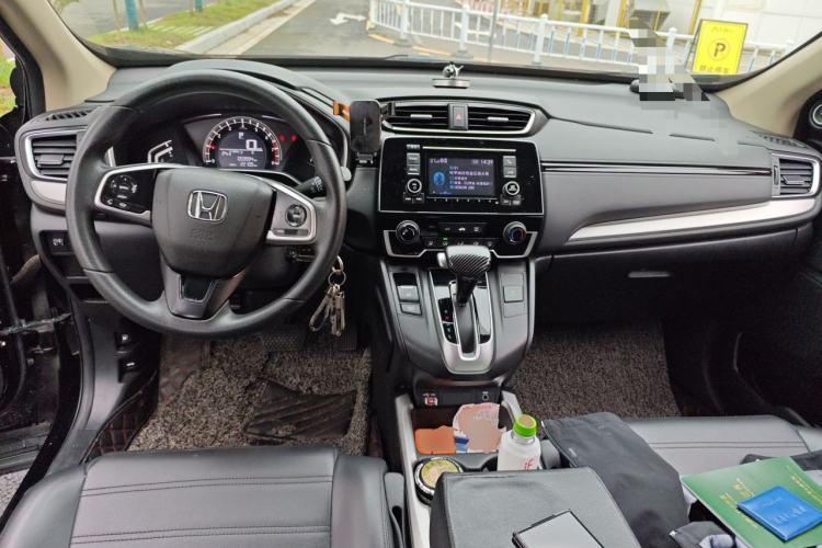 Used Honda CR-V 2021 240TURBO CVT 2WD Comfort Version Center Console