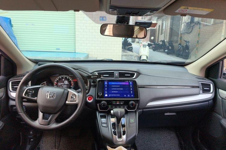 Used Honda CR-V 2021 240TURBO CVT 2WD Comfort Version Center Console