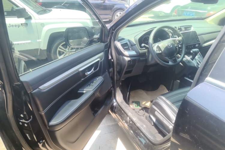 Used Honda CR-V 2021 240TURBO CVT 2WD Comfort Version Driver Seat