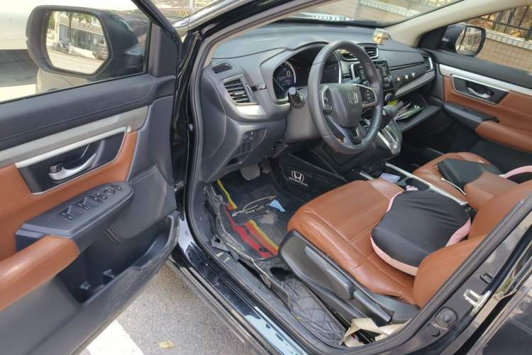 Used Honda CR-V 2021 240TURBO CVT 2WD Comfort Version Driver Seat