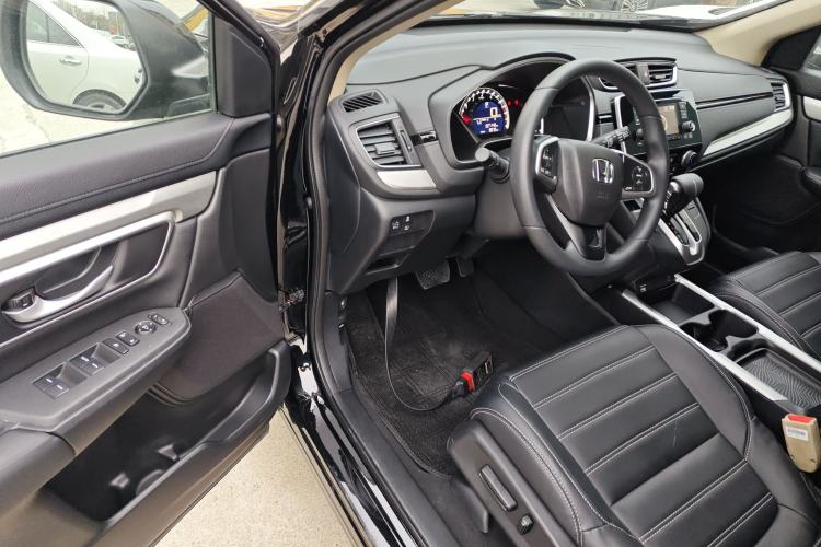 Used Honda CR-V 2021 240TURBO CVT 2WD Comfort Version Driver Seat