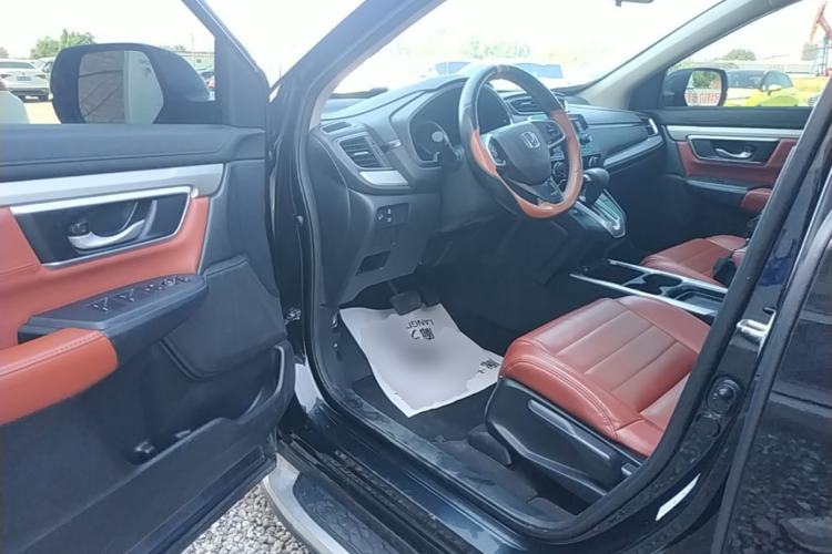 Used Honda CR-V 2021 240TURBO CVT 2WD Comfort Version Driver Seat