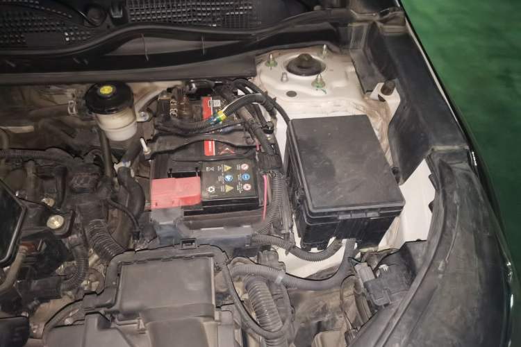 Used Honda CR-V 2021 240TURBO CVT 2WD Fashion Edition Engine Bay Left