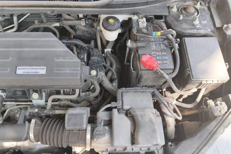 Used Honda CR-V 2021 240TURBO CVT 2WD Comfort Version Engine Bay Left