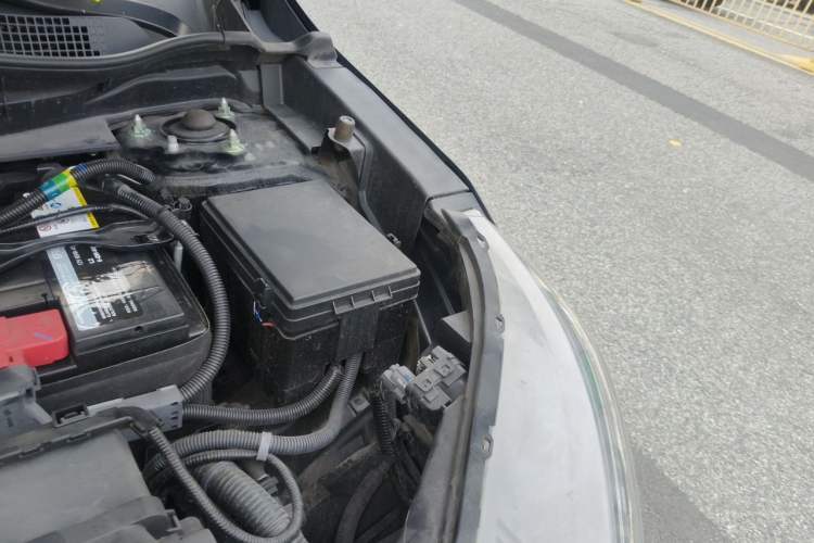 Used Honda CR-V 2021 240TURBO CVT Two-Wheel Drive Urban Edition Engine Bay Left