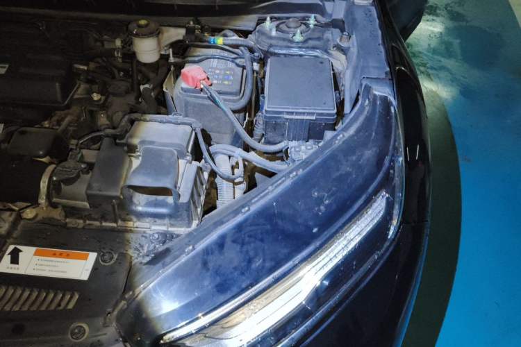 Used Honda CR-V 2021 240TURBO CVT 2WD Comfort Version Engine Bay Left
