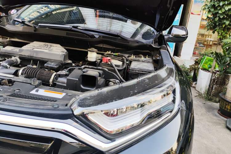Used Honda CR-V 2021 240TURBO CVT 2WD Comfort Version Engine Bay Left