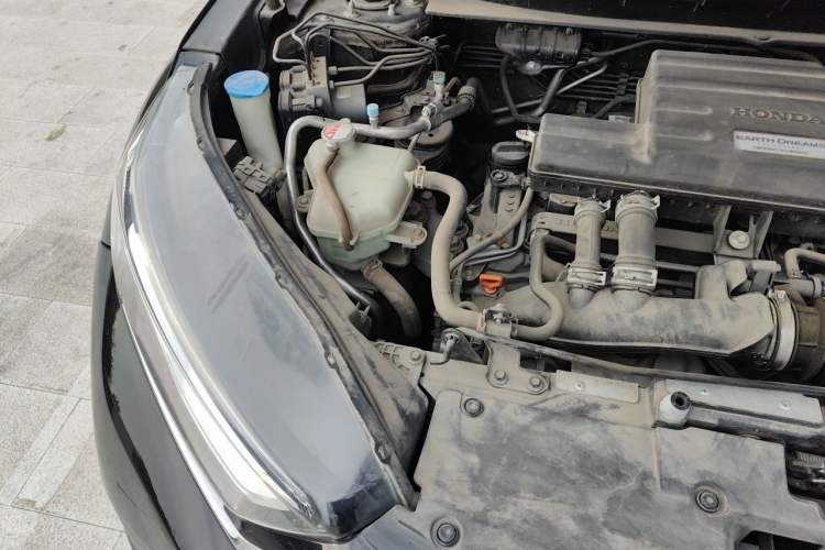 Used Honda CR-V 2021 240TURBO CVT 2WD Comfort Version Engine Bay Right