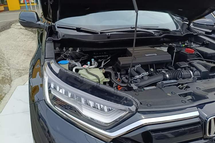 Used Honda CR-V 2021 240TURBO CVT 2WD Comfort Version Engine Bay Right