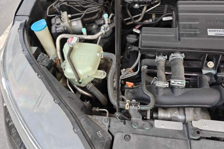 Used Honda CR-V 2021 240TURBO CVT 2WD Comfort Version Engine Bay Right