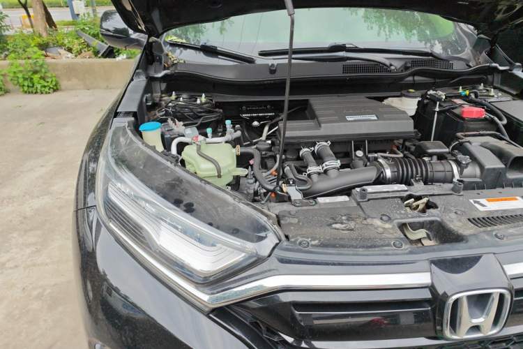 Used Honda CR-V 2021 240TURBO CVT 2WD Comfort Version Engine Bay Right