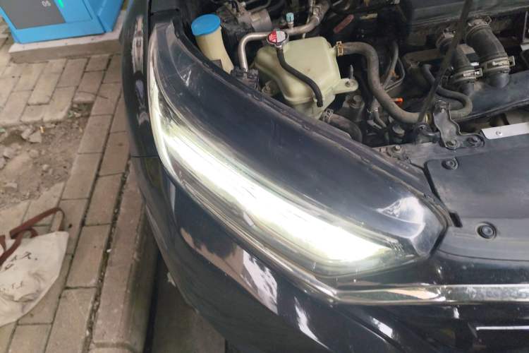 Used Honda CR-V 2021 240TURBO CVT 2WD Comfort Version Engine Bay Right