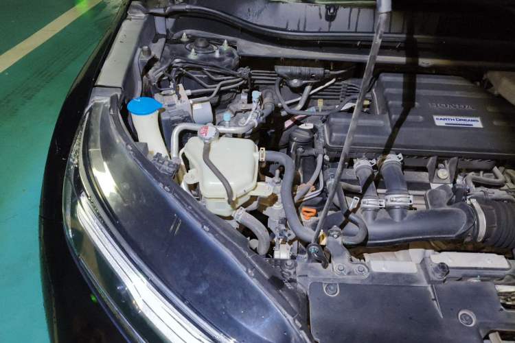 Used Honda CR-V 2021 240TURBO CVT 2WD Comfort Version Engine Bay Right