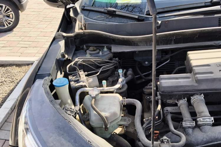 Used Honda CR-V 2021 240TURBO CVT 2WD Comfort Version Engine Bay Right