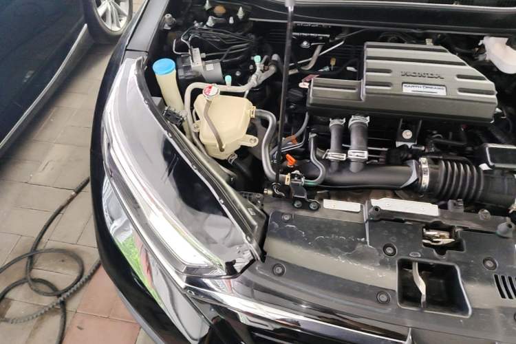 Used Honda CR-V 2021 240TURBO CVT 2WD Comfort Version Engine Bay Right