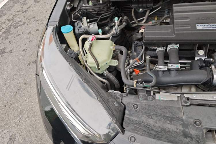 Used Honda CR-V 2021 240TURBO CVT 2WD Comfort Version Engine Bay Right