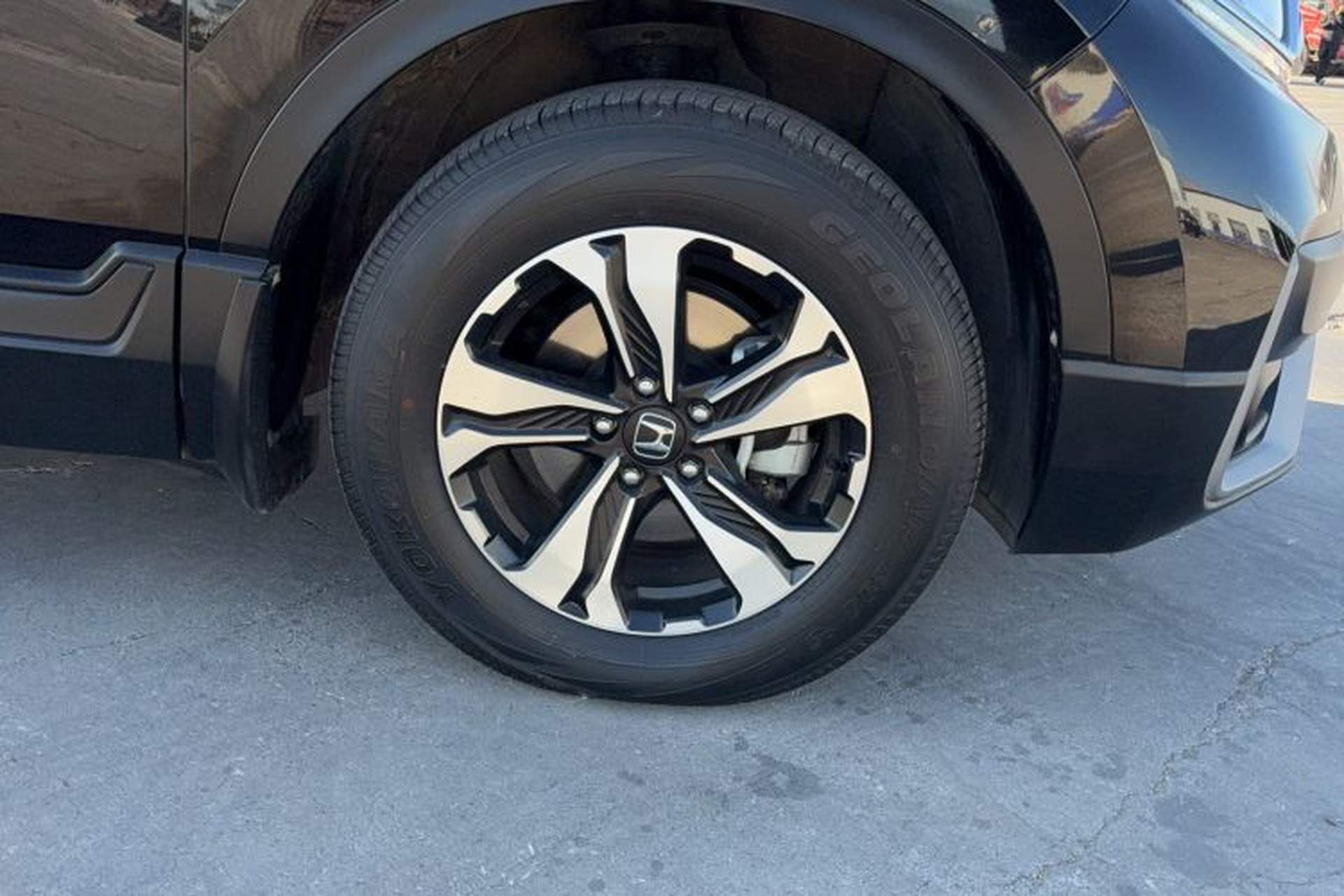 Used Honda CR-V 2021 240TURBO CVT 2WD Comfort Version Exterior 3