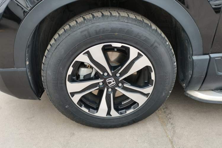 Used Honda CR-V 2021 240TURBO CVT 2WD Comfort Version Exterior 4
