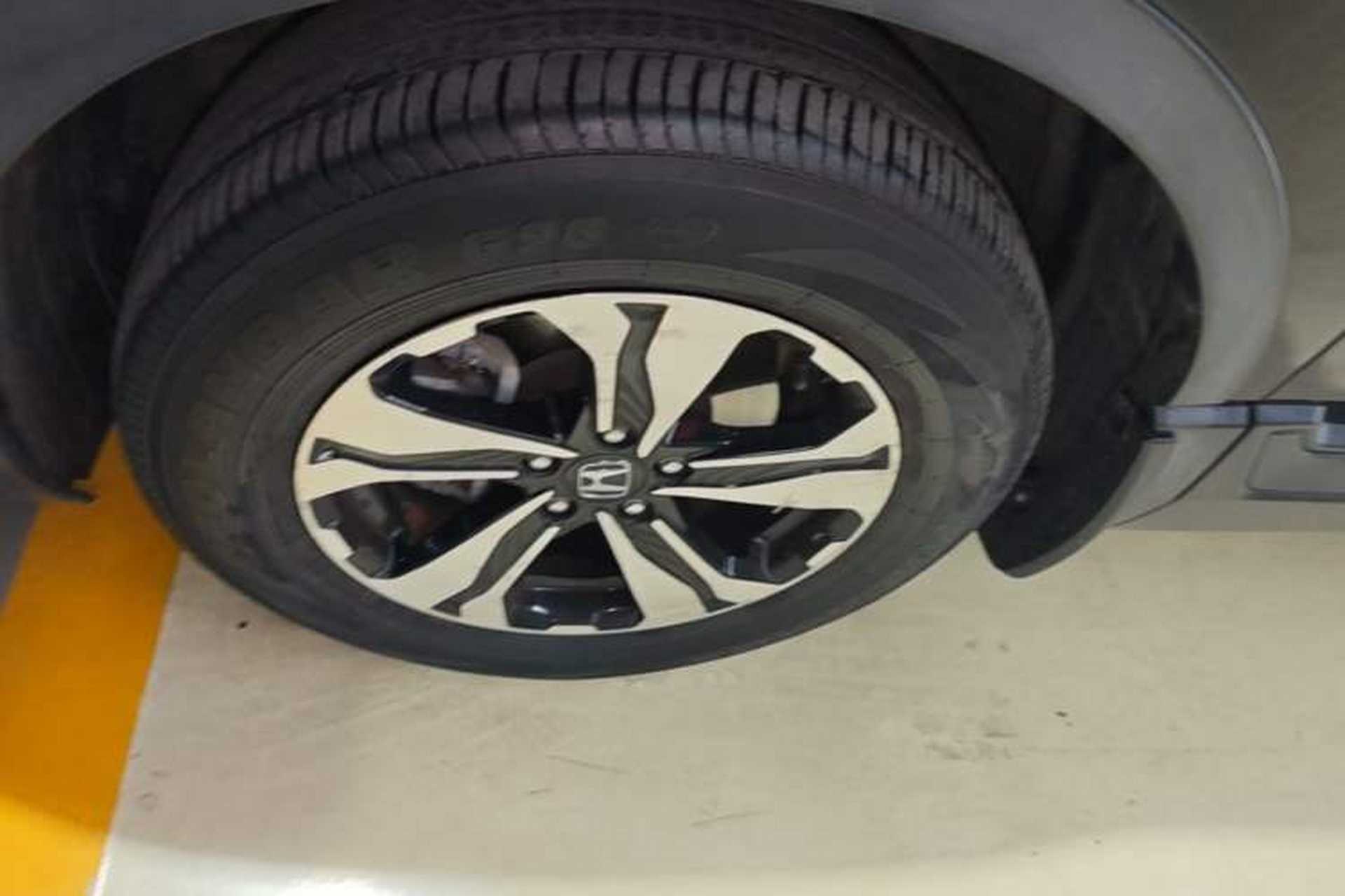 Used Honda CR-V 2021 240TURBO CVT 2WD Comfort Version Exterior 4