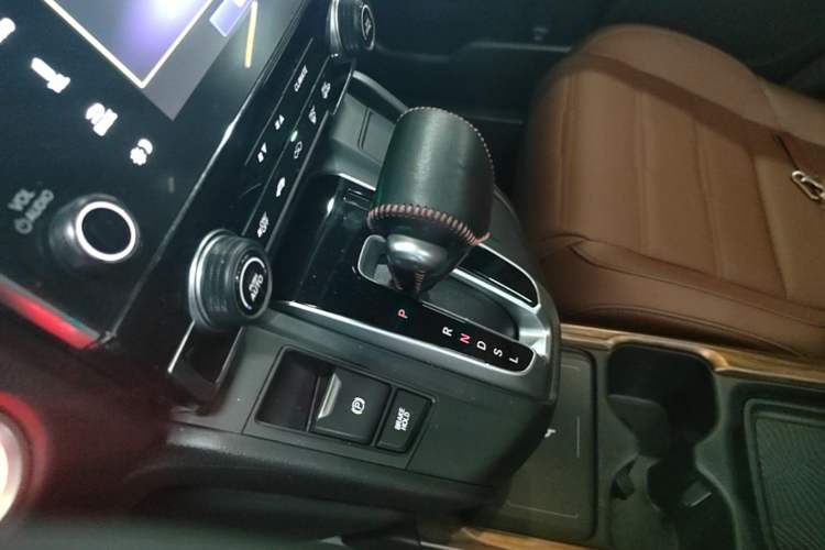 Used Honda CR-V 2021 240TURBO CVT 2WD Fashion Edition Gear Lever