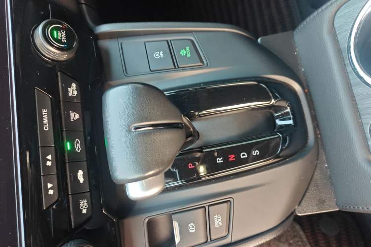 Used Honda CR-V 2021 240TURBO CVT 2WD Black Jazz Edition Gear Lever