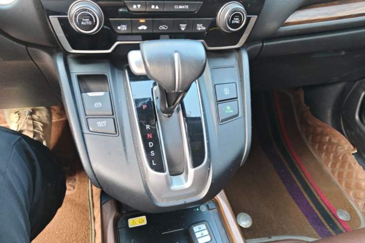 Used Honda CR-V 2021 240TURBO CVT 2WD Fashion Edition Gear Lever