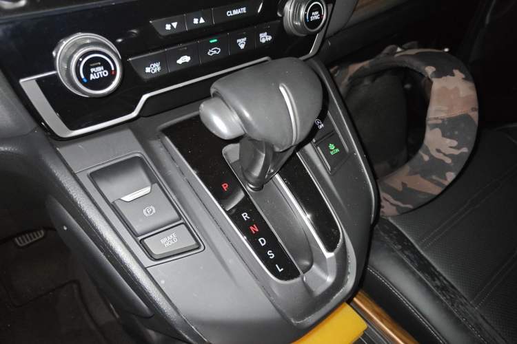 Used Honda CR-V 2021 240TURBO CVT 2WD Fashion Edition Gear Lever