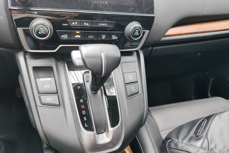 Used Honda CR-V 2021 240TURBO CVT 2WD Fashion Edition Gear Lever