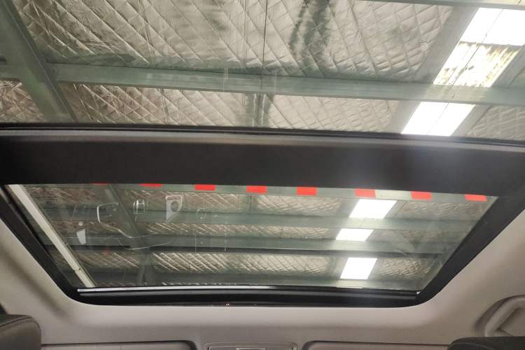 Used Honda CR-V 2021 240TURBO CVT Two-Wheel Drive Urban Edition Headliner