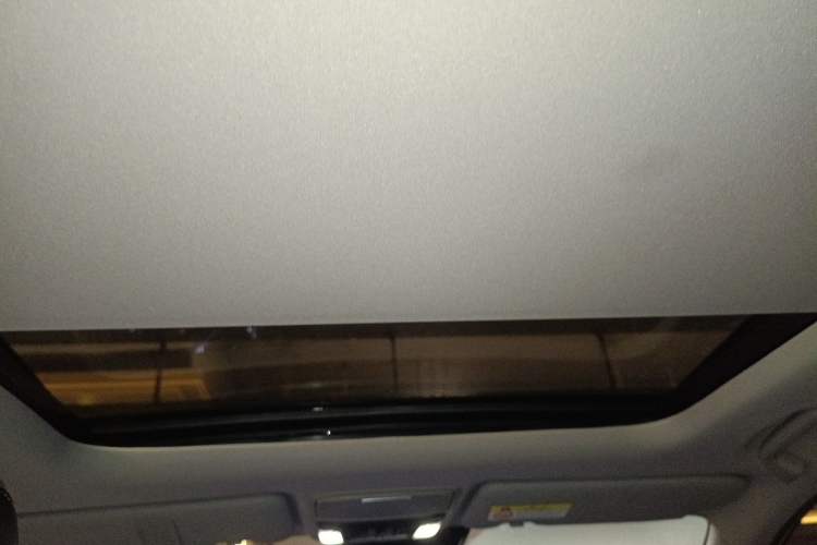 Used Honda CR-V 2021 240TURBO CVT Two-Wheel Drive Urban Edition Headliner