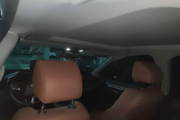 Used Honda CR-V 2021 240TURBO CVT 2WD Fashion Edition Headliner