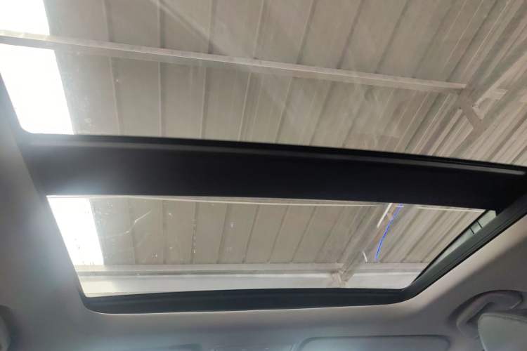 Used Honda CR-V 2021 240TURBO CVT Two-Wheel Drive Urban Edition Headliner