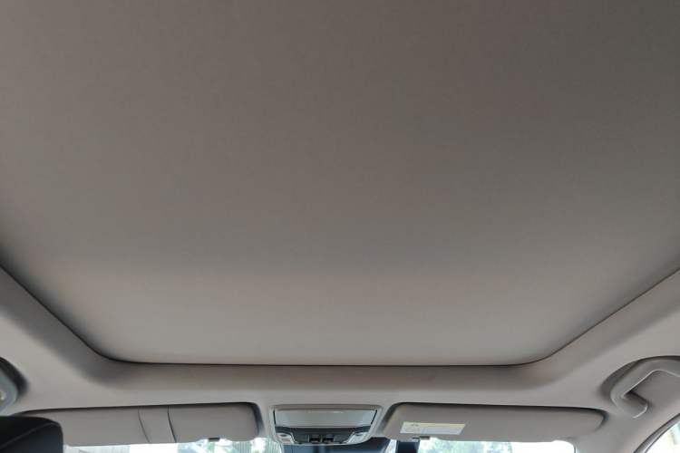 Used Honda CR-V 2021 240TURBO CVT Two-Wheel Drive Urban Edition Headliner