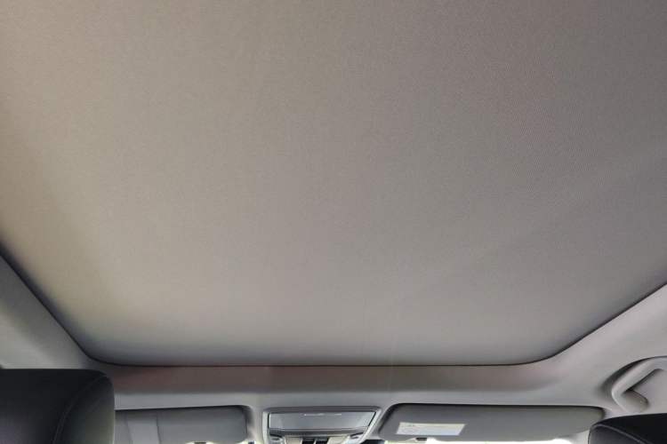 Used Honda CR-V 2021 240TURBO CVT Two-Wheel Drive Urban Edition Headliner