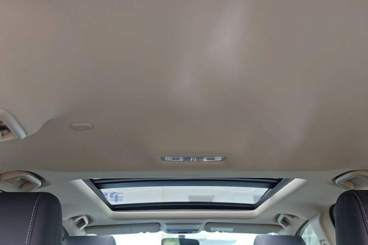 Used Honda CR-V 2021 240TURBO CVT 2WD Comfort Version Headliner