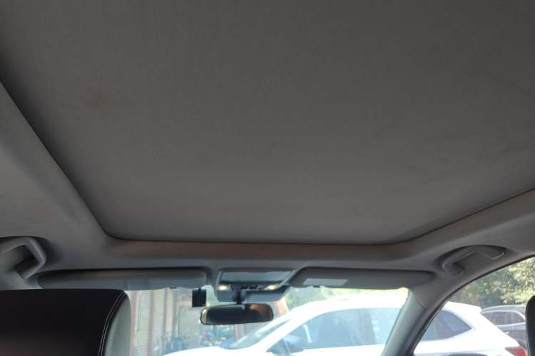 Used Honda CR-V 2021 240TURBO CVT Two-Wheel Drive Urban Edition Headliner