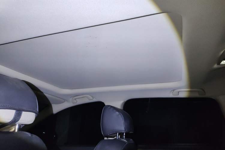 Used Honda CR-V 2021 240TURBO CVT 2WD Comfort Version Headliner