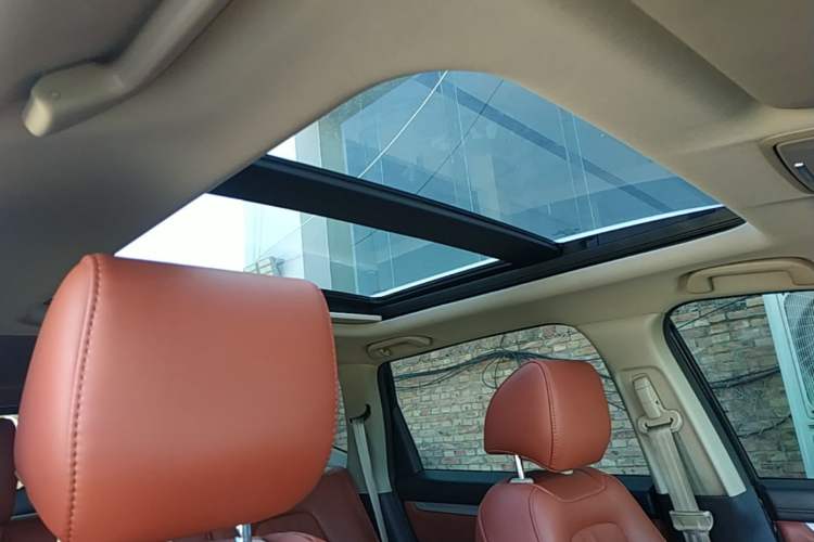 Used Honda CR-V 2021 240TURBO CVT 2WD Comfort Version Headliner