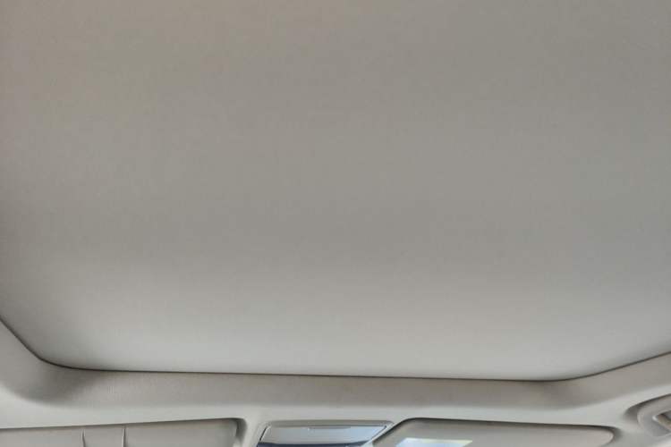 Used Honda CR-V 2021 240TURBO CVT 2WD Comfort Version Headliner