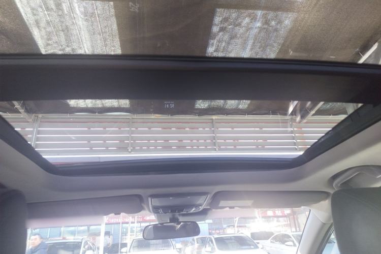 Used Honda CR-V 2021 240TURBO CVT Two-Wheel Drive Urban Edition Headliner