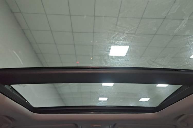 Used Honda CR-V 2021 240TURBO CVT Two-Wheel Drive Urban Edition Headliner